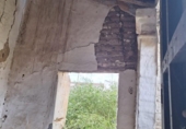 Участок с постройкой на продажу в городе La Puebla de Montalbán Фото