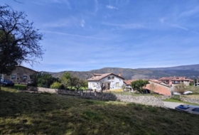 Ruente 694&nbsp;m²
