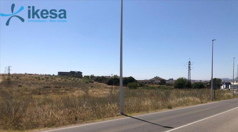 Badajoz - Mérida - 2310m2