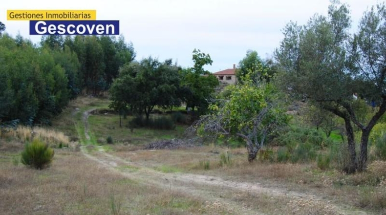 Cáceres - Valencia de Alcántara - 7200m2