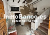 Chalet independiente con terreno en venta en la España, Requena, ref: TR284382 foto