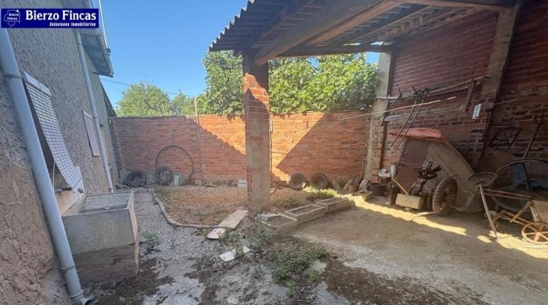 León - Villanueva de las Manzanas - 474m2