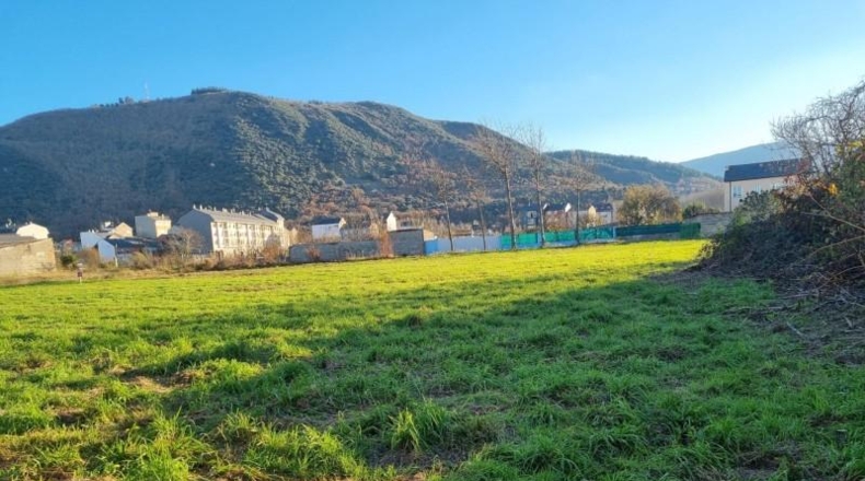 Leon - Ponferrada - 2448m2