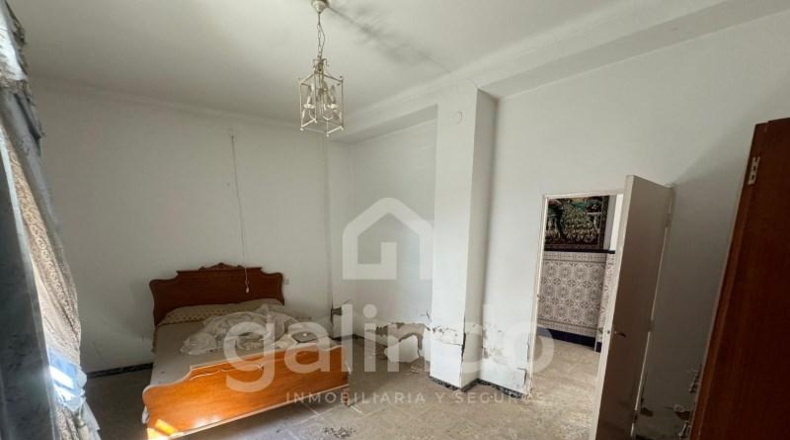 Sevilla - Paradas - 99m2