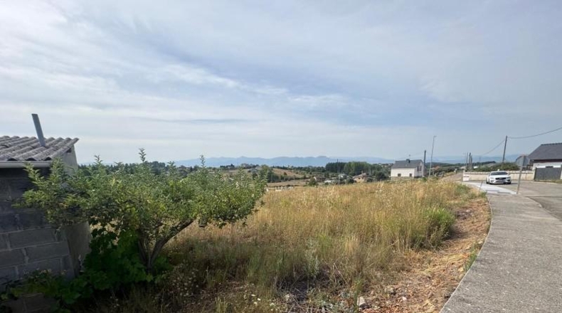 Leon - Cabañas Raras - 2400m2