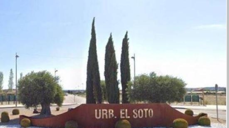 Valladolid - Aldeamayor de San Martín - 1000m2