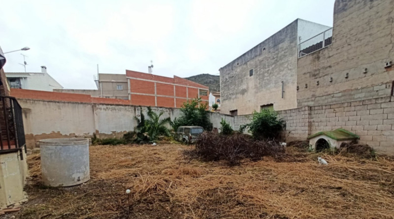 Albacete - Hellín - 725m2