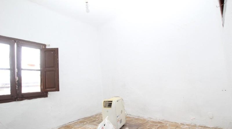 Zaragoza - Эхеа-де-лос-Кабальерос - 241m2