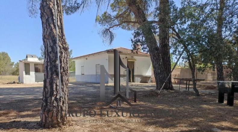 Albacete - Fuensanta - 3000m2