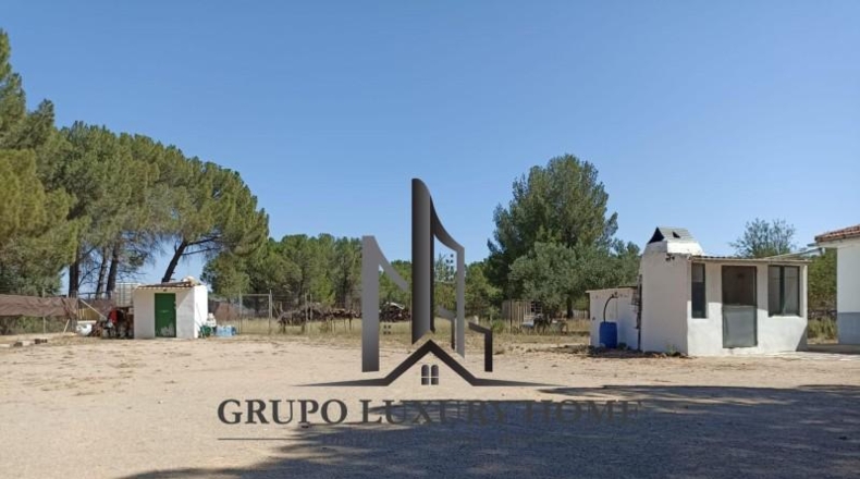 Albacete - Fuensanta - 3000m2