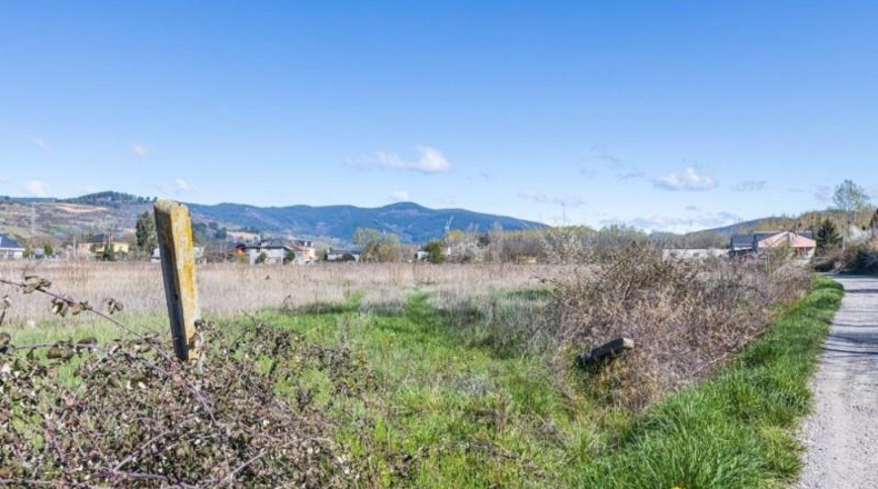 Leon - Cacabelos - 540m2