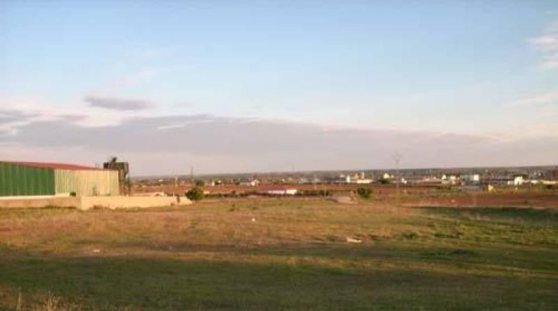 Badajoz - Montijo - 9800m2