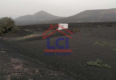 Terreno no urbanizable en venta en la España, Yaiza, ref: TR405567 foto