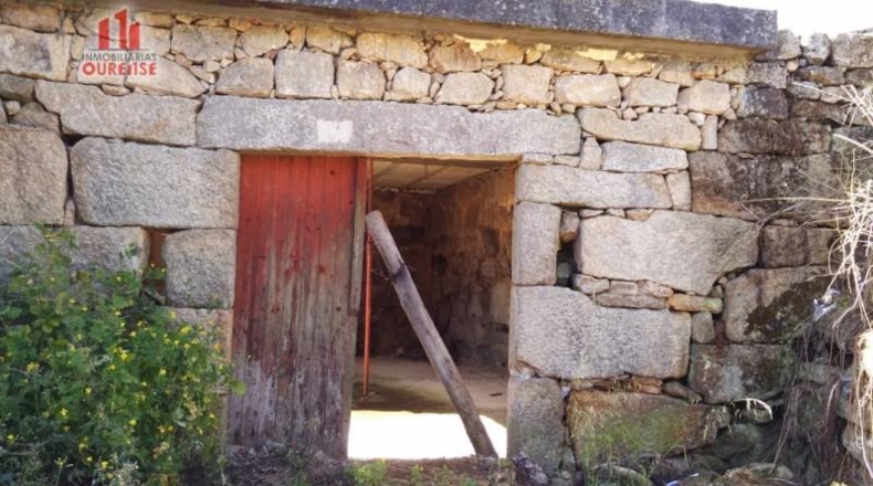Orense - Esgos - 220m2
