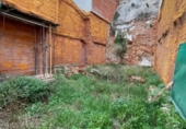 Участок с постройкой на продажу в городе Llíria Фото
