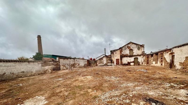 Córdoba - Fuente Obejuna - 1100m2
