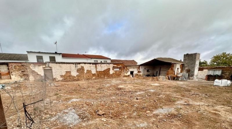 Córdoba - Fuente Obejuna - 1100m2