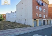 Городская земля под застройку на продажу у города Леон Фото