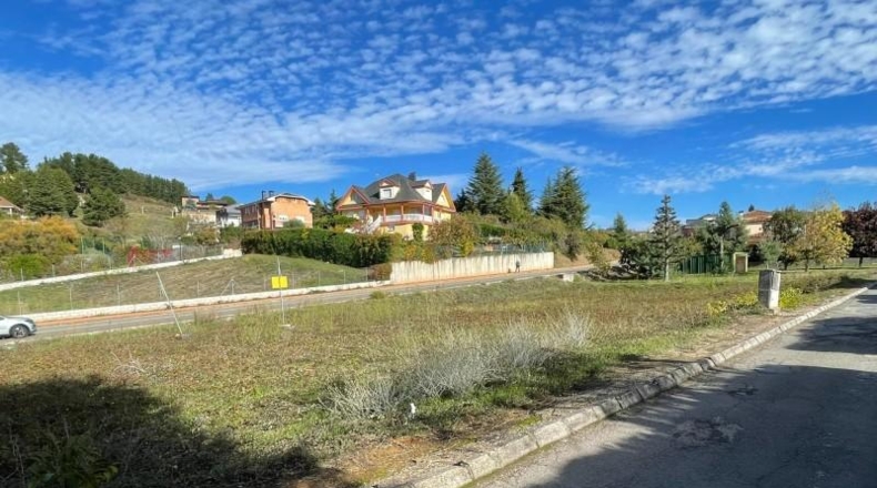 León - Ponferrada - 928m2