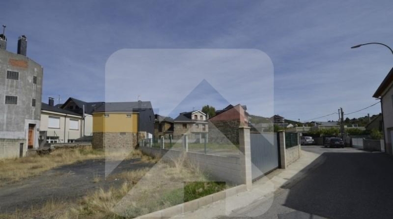 Leon - Fabero - 622m2