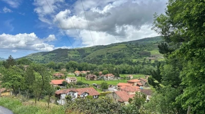 Cantàbria - Corvera - 1529m2