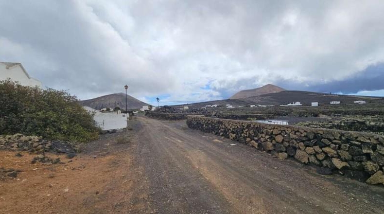 Las Palmas - Tías - 2239m2