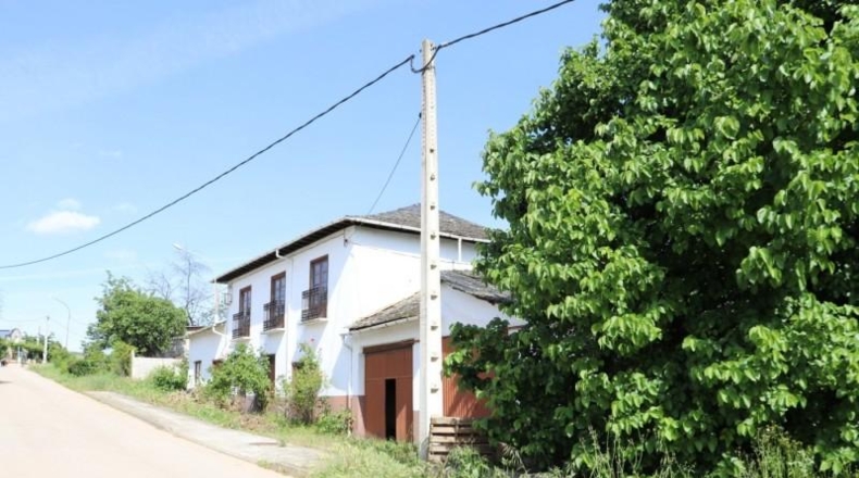 León - Кабаньяс-Рарас - 1600m2
