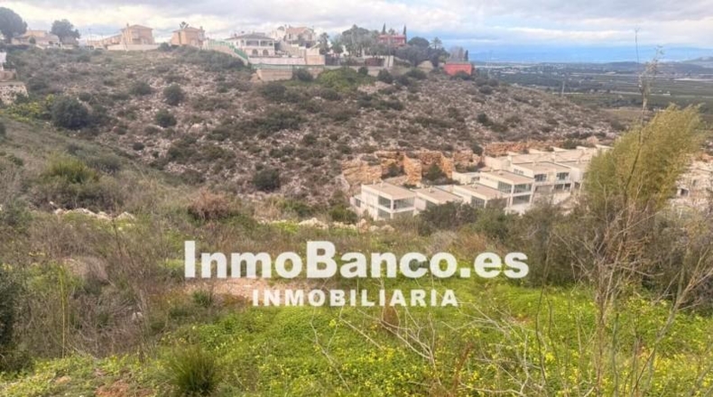 Valencia - Chiva - 897m2