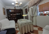 Дом с участком на продажу в городе Baena Фото