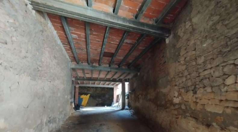 Teruel - Valjunquera - 878m2