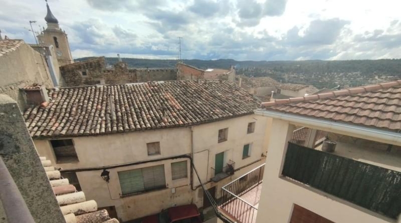 Teruel - Valjunquera - 878m2