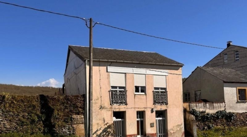 Orense - Viana do Bolo - 278m2