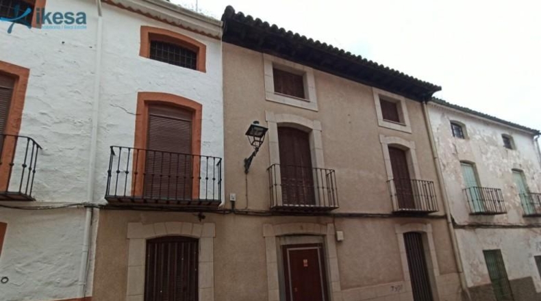 Jaén - Castellar - 485m2