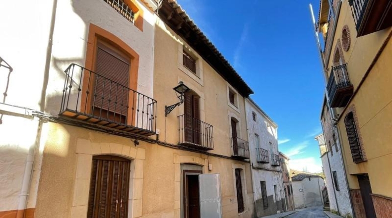Jaén - Castellar - 485m2