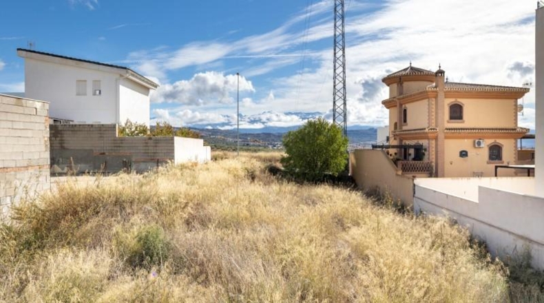 Granada - Peligros - 305m2