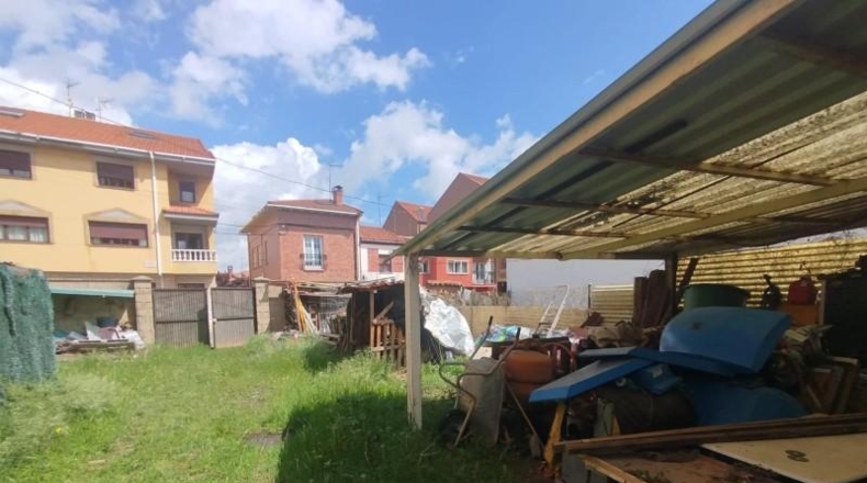 Леон - San Andrés del Rabanedo - 246m2