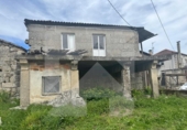 Country house with land for sale on España, Cea, ref: TR411139 photo