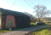 Country house with land for sale on España, Castro de Rei, ref: TR295918 photo