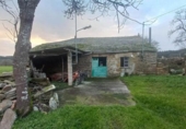 Country house with land for sale on España, Castro de Rei, ref: TR295918 photo