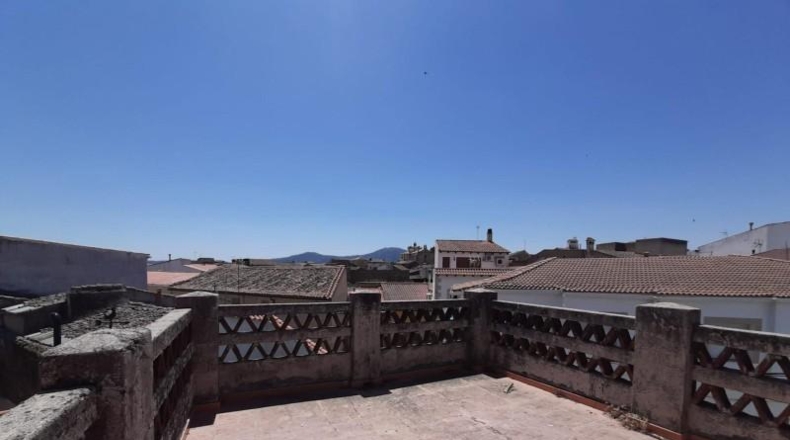Cáceres - Valdefuentes - 390m2