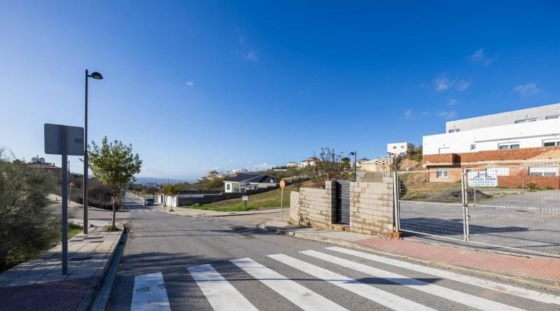 Granada - Íllora - 850m2