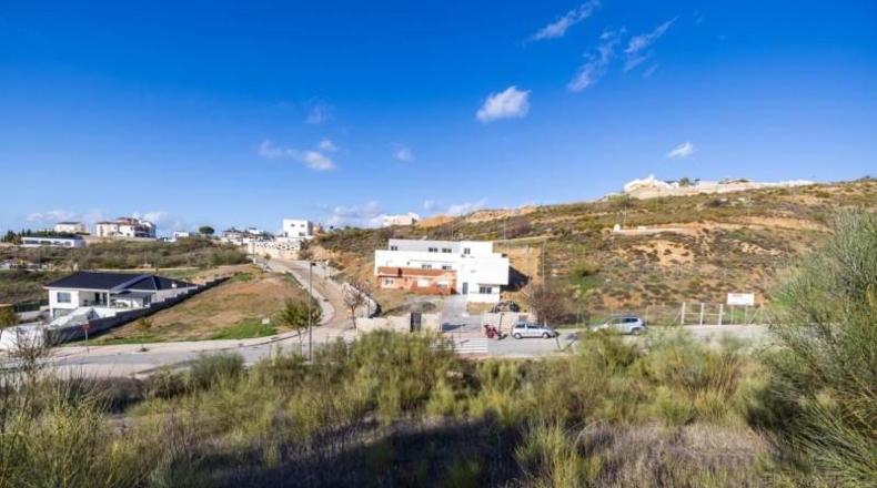 Granada - Íllora - 850m2