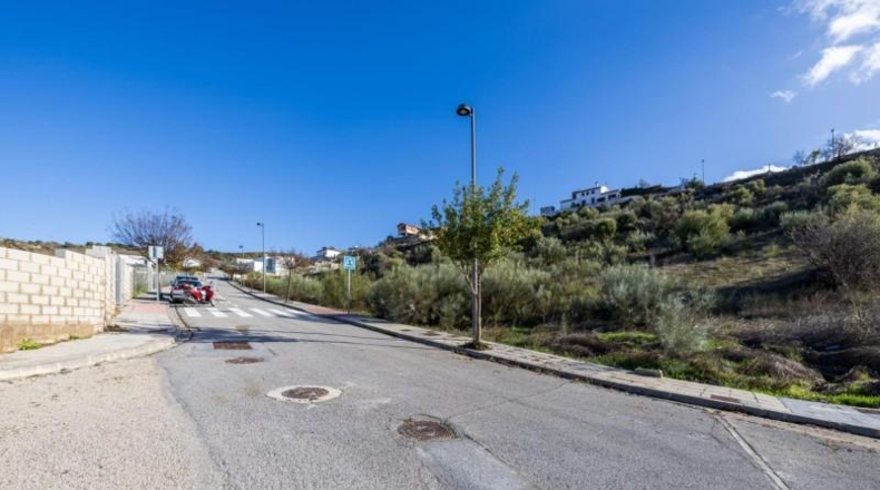 Granada - Íllora - 850m2