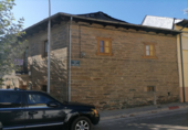 Загородный дом с участком на продажу в городе Cubillos del Sil Фото