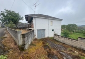 Загородный дом с участком на продажу в городе Toreno Фото