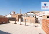 Chalet independiente con terreno en venta en la España, Zújar, ref: TR168647 foto