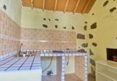 Загородный дом с участком на продажу в городе Vega de San Mateo Фото