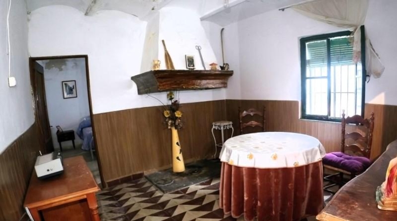 Caceres - Valdeobispo - 438m2
