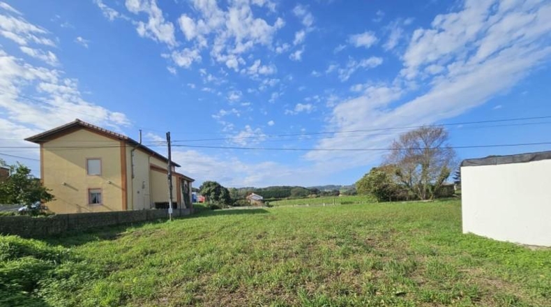Cantabria - Santa Cruz de Bezana - 815m2
