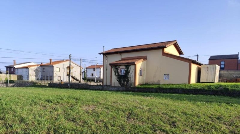 Cantabria - Santa Cruz de Bezana - 815m2